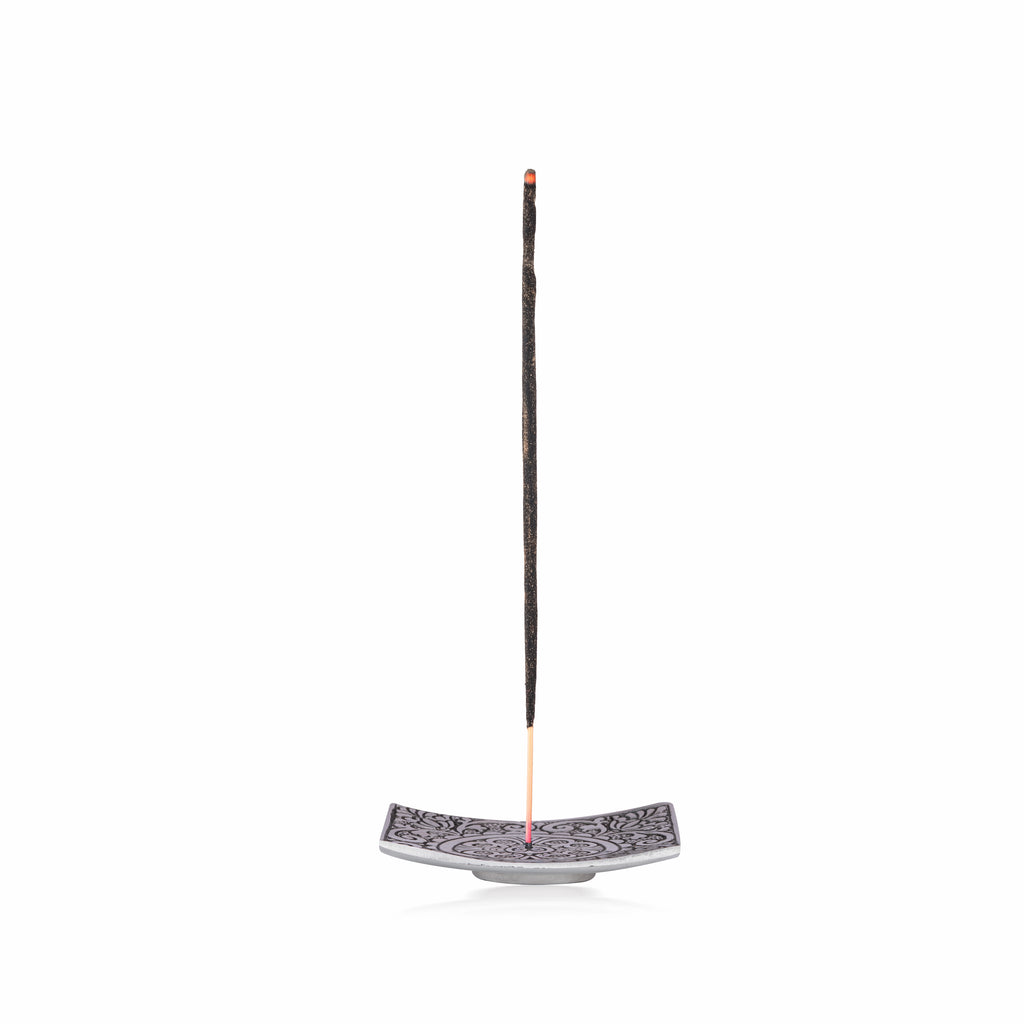 premium-oudh-incense-sticks.jpg